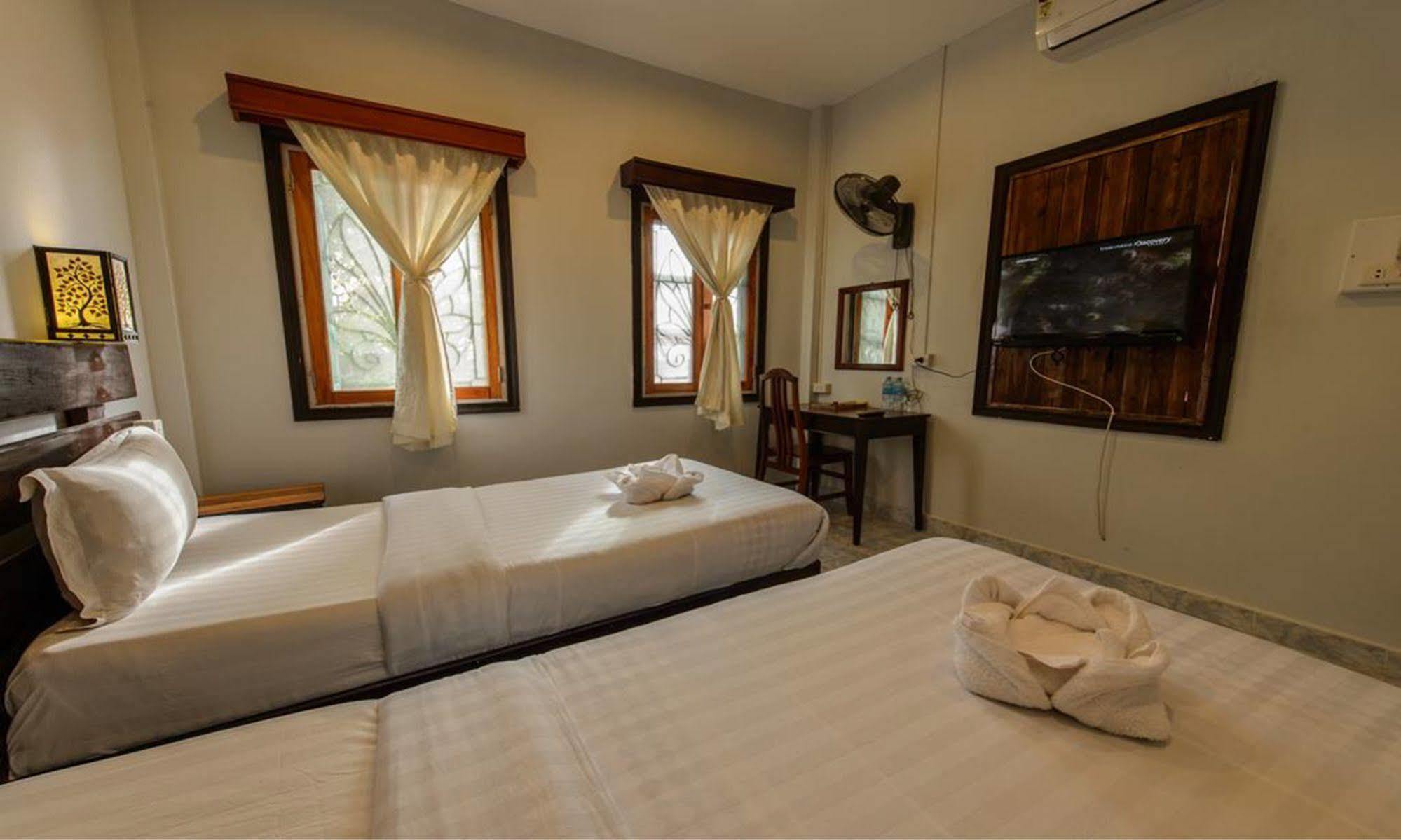 Sabaidee Guesthouse Luang Prabang Exterior photo