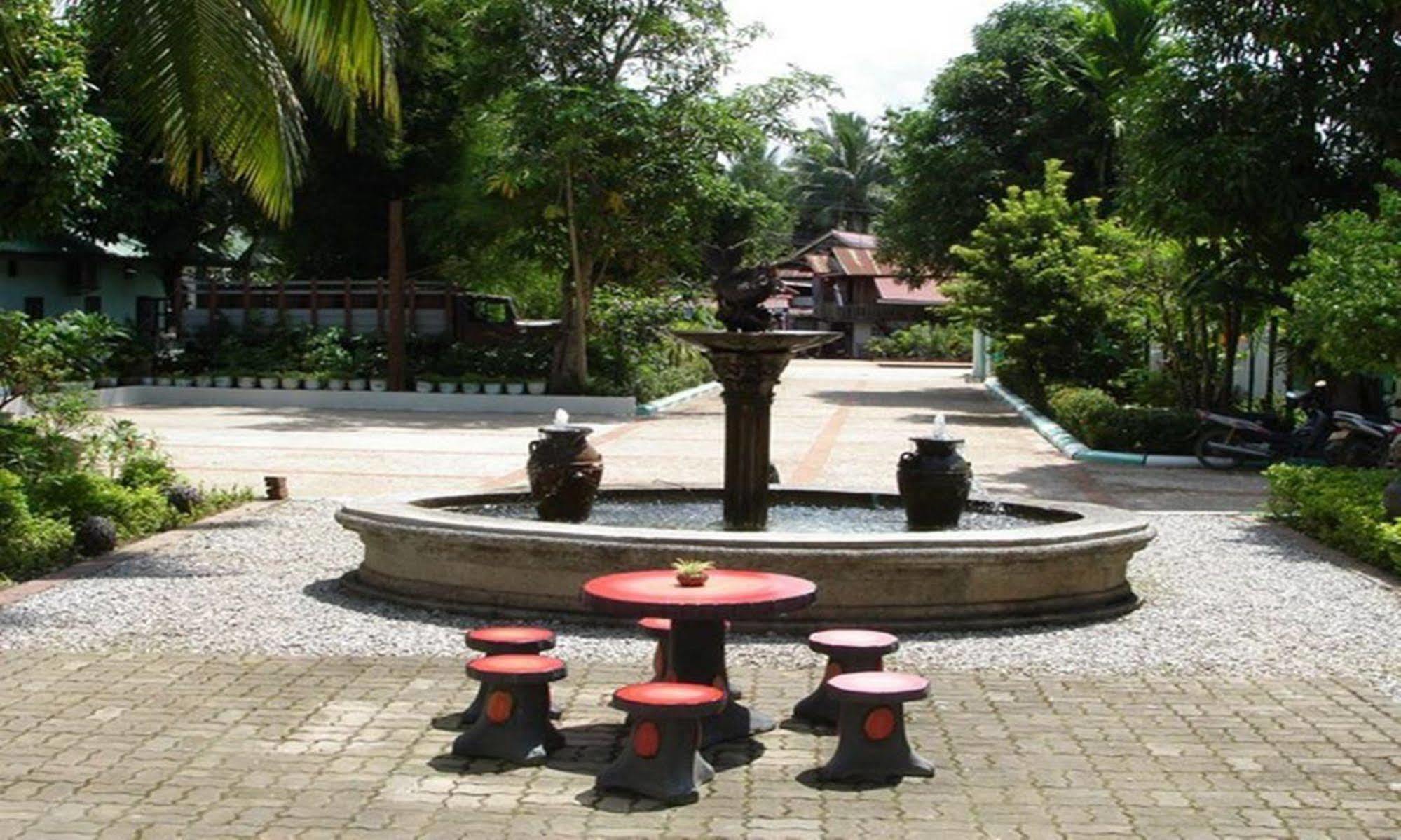 Sabaidee Guesthouse Luang Prabang Exterior photo