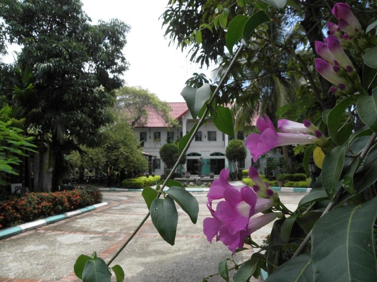 Sabaidee Guesthouse Luang Prabang Exterior photo